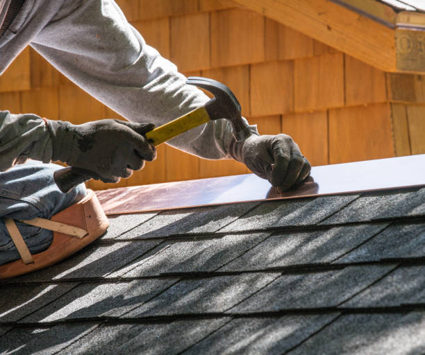 Roof Gutter Cleaning in Costa Mesa, CA